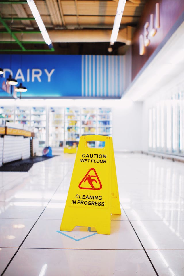 retail janitorial and floor cleaning